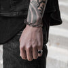 bracelet clou acier, bracelet homme industriel, bijou design moderne, bracelet chaîne clou, bijou masculin acier inoxydable